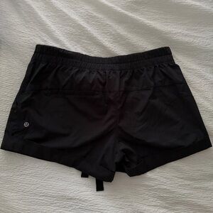 LULULEMON Black Women's Shorts